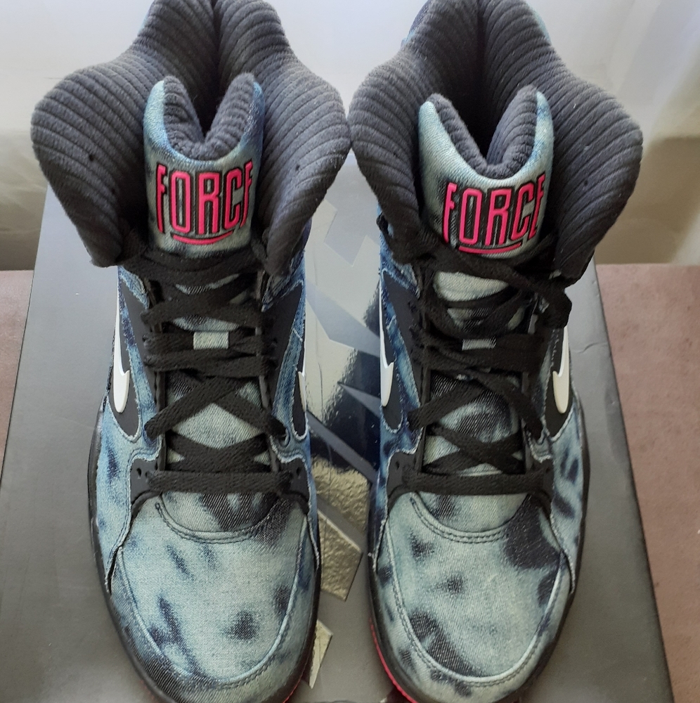 Nike shoes